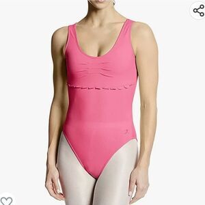 BRAND NEW DANSKIN WOMEN"S SCALOP TRIM LEO